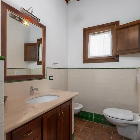 Linearis House Landhuis Poggibonsi